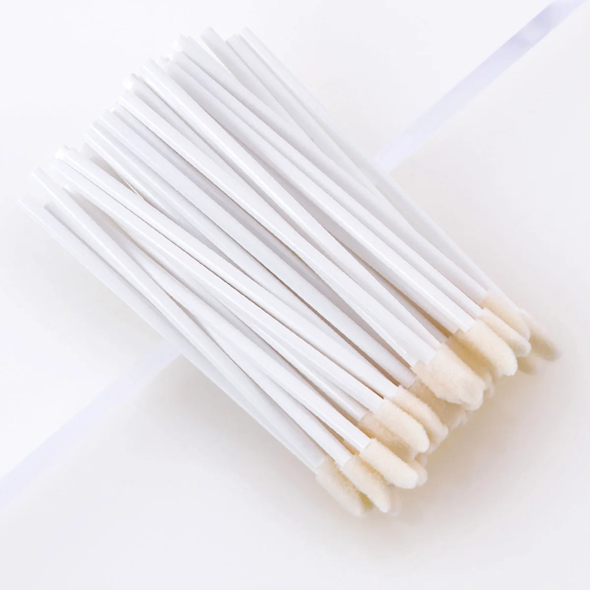 50pcs white Handle Color Disposable Lip Gloss Applicator Wands – Soft Fiber
